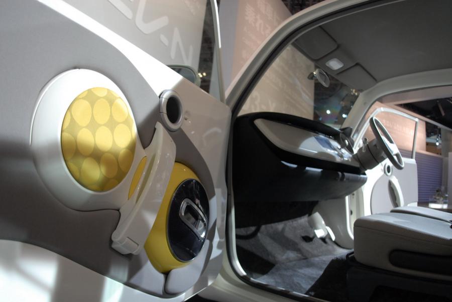  Honda EV-N Concept 2009 года  (фото 8 из 89)